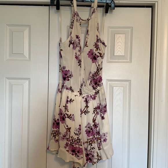 Floral Ruffle Romper - Picture 1 of 2